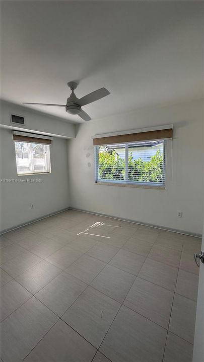 Recently Rented: $5,500 (3 beds, 2 baths, 2054 Square Feet)