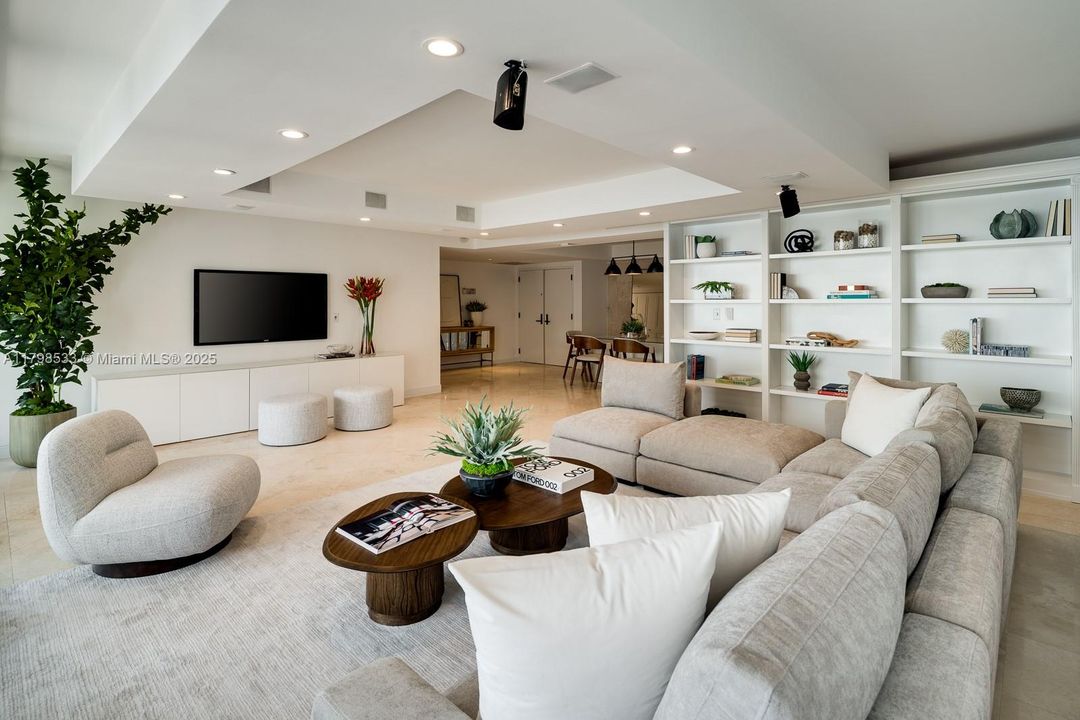 Vendido Recientemente: $1,599,000 (2 camas, 2 baños, 1882 Pies cuadrados)