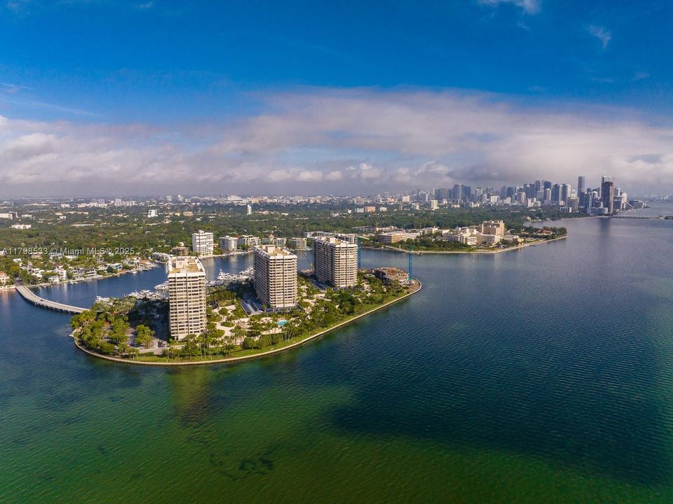 Vendido Recientemente: $1,599,000 (2 camas, 2 baños, 1882 Pies cuadrados)