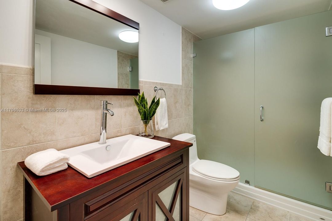 Vendido Recientemente: $1,599,000 (2 camas, 2 baños, 1882 Pies cuadrados)