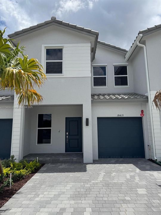 Active With Contract: $4,000 (3 beds, 2 baths, 1787 Square Feet)