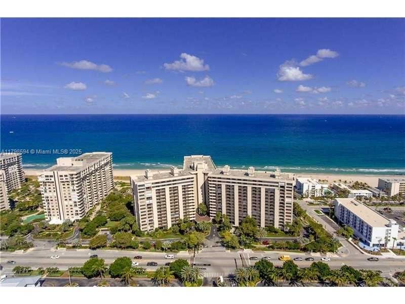 For Sale: $550,000 (1 beds, 1 baths, 1000 Square Feet)