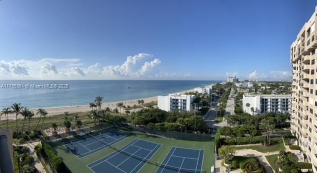 For Sale: $550,000 (1 beds, 1 baths, 1000 Square Feet)