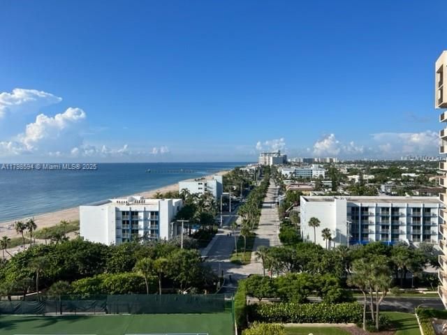 For Sale: $550,000 (1 beds, 1 baths, 1000 Square Feet)