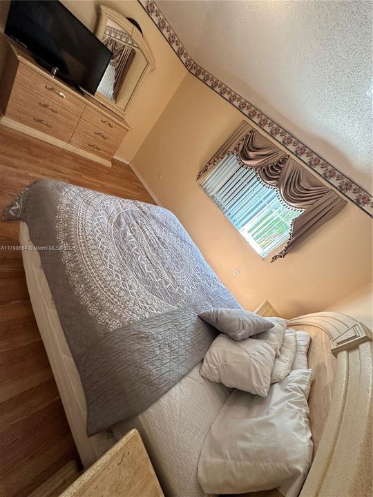 Vendido Recientemente: $520,000 (3 camas, 2 baños, 1790 Pies cuadrados)