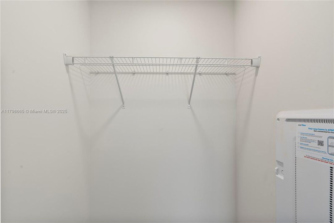 Recently Rented: $1,990 (0 beds, 1 baths, 399 Square Feet)