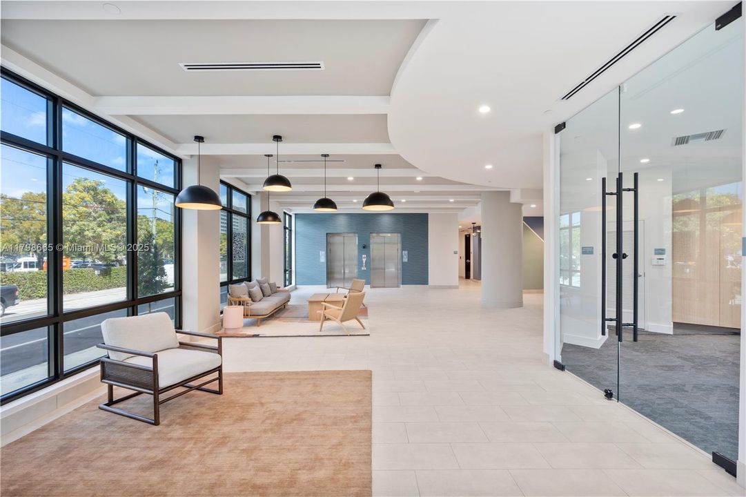 Recently Rented: $1,990 (0 beds, 1 baths, 399 Square Feet)