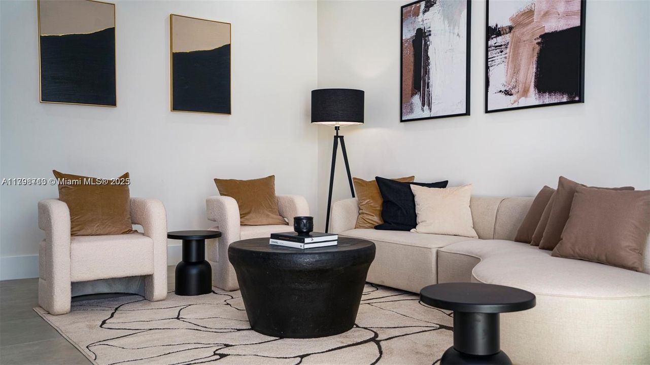 Недавно арендовано: $24,995 (8 спален, 7 ванн, 5231 Квадратных фут)