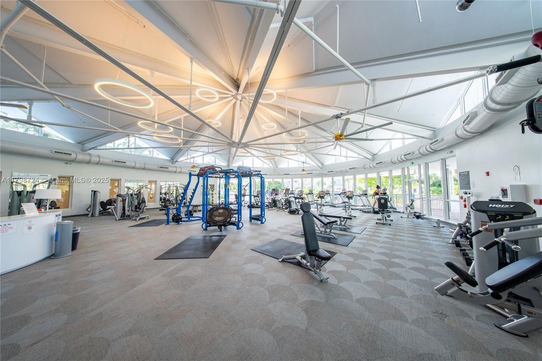 На продажу: $319,999 (1 спален, 1 ванн, 828 Квадратных фут)