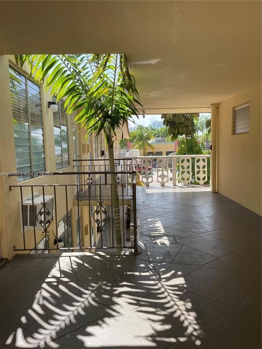 Vendido Recientemente: $290,000 (1 camas, 1 baños, 690 Pies cuadrados)