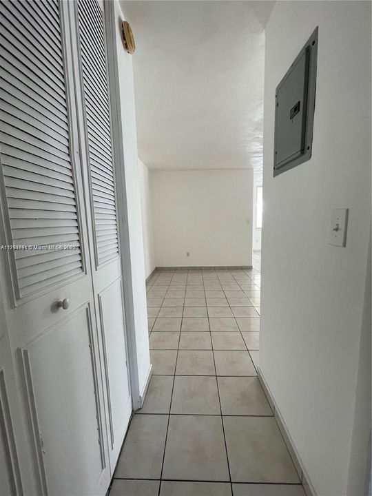 Vendido Recientemente: $290,000 (1 camas, 1 baños, 690 Pies cuadrados)