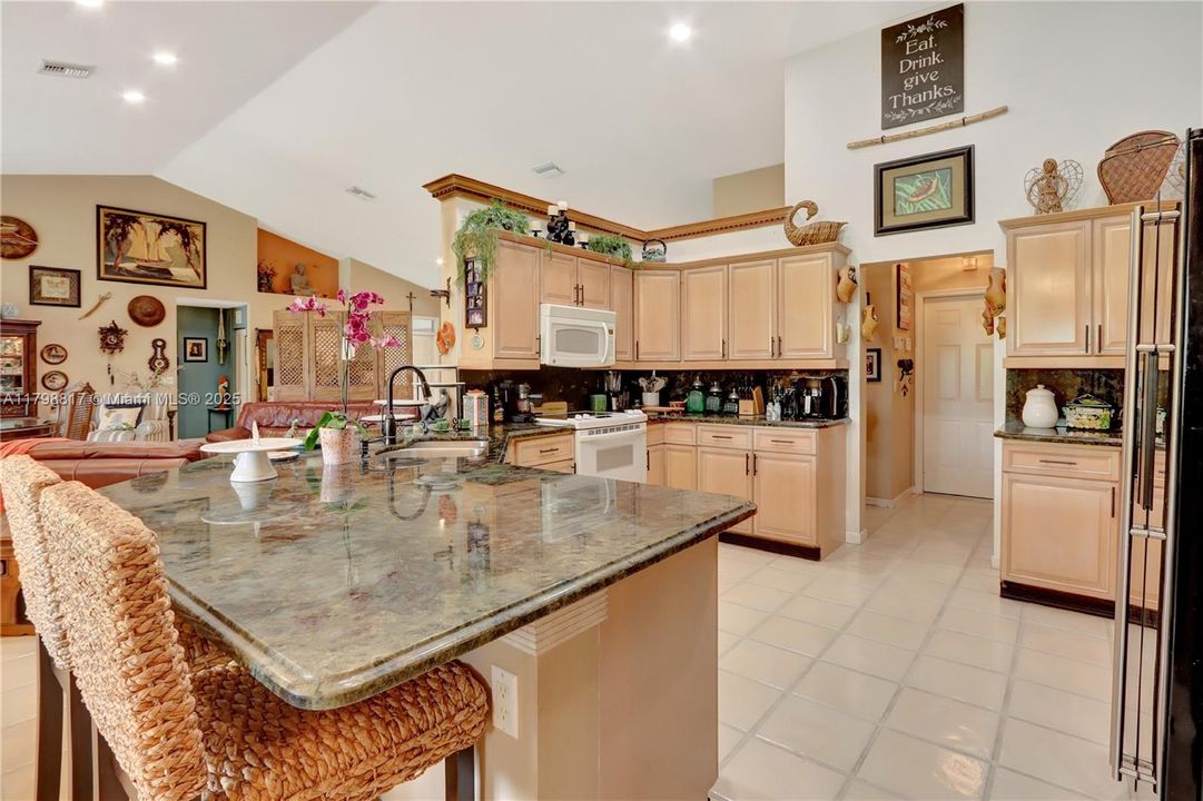 Active With Contract: $1,129,000 (4 beds, 2 baths, 2918 Square Feet)