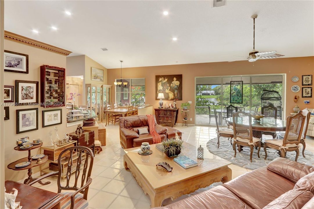 Active With Contract: $1,129,000 (4 beds, 2 baths, 2918 Square Feet)