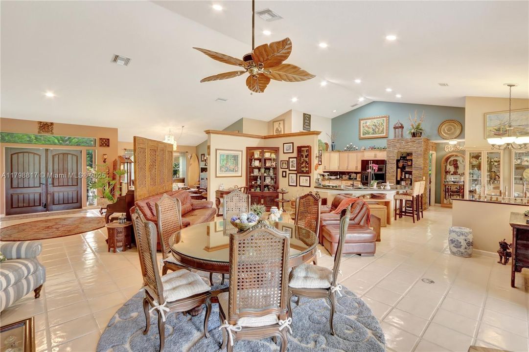 Active With Contract: $1,129,000 (4 beds, 2 baths, 2918 Square Feet)