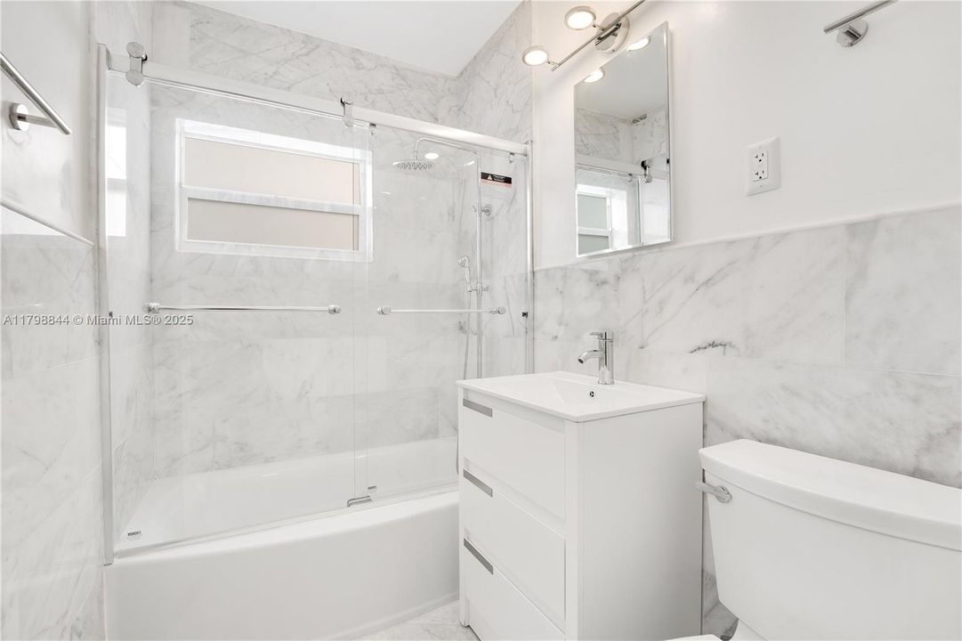 Recently Sold: $1,675,000 (4 beds, 3 baths, 2004 Square Feet)