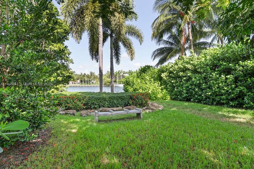 Recently Sold: $1,675,000 (4 beds, 3 baths, 2004 Square Feet)