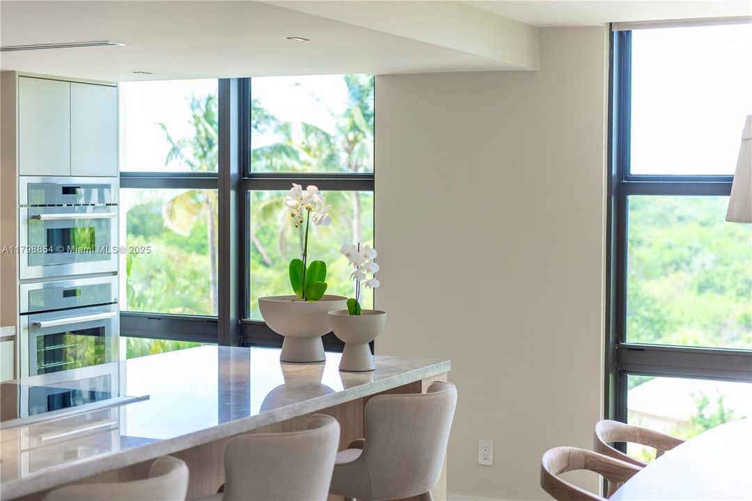 Recently Rented: $12,000 (3 beds, 2 baths, 1782 Square Feet)