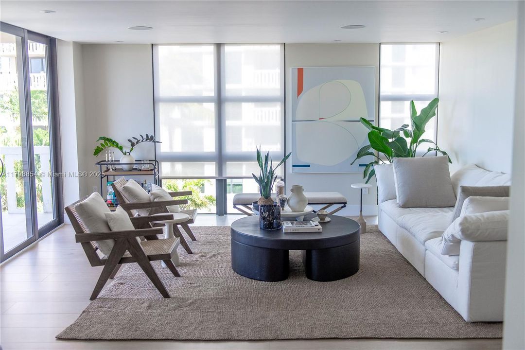 Recently Rented: $12,000 (3 beds, 2 baths, 1782 Square Feet)