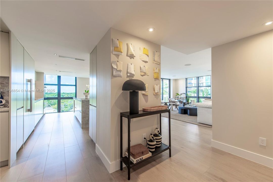 Recently Rented: $12,000 (3 beds, 2 baths, 1782 Square Feet)