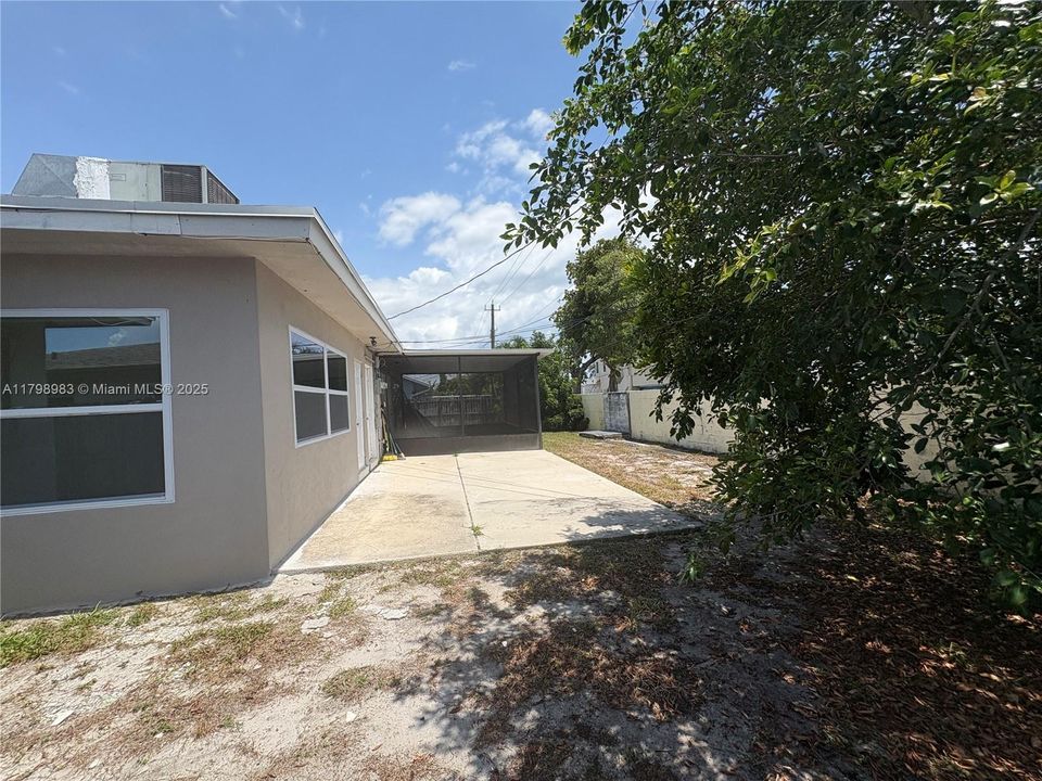 Vendido Recientemente: $749,000 (0 camas, 0 baños, 1996 Pies cuadrados)