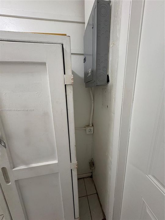 Vendido Recientemente: $749,000 (0 camas, 0 baños, 1996 Pies cuadrados)