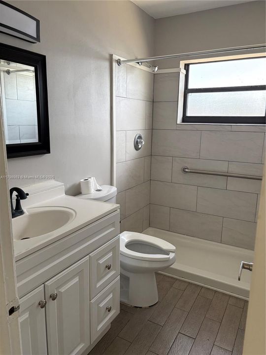 Vendido Recientemente: $749,000 (0 camas, 0 baños, 1996 Pies cuadrados)
