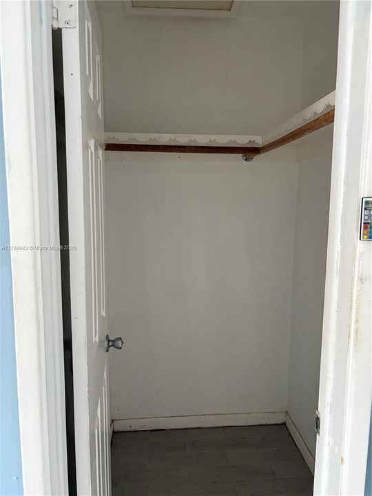 Vendido Recientemente: $749,000 (0 camas, 0 baños, 1996 Pies cuadrados)
