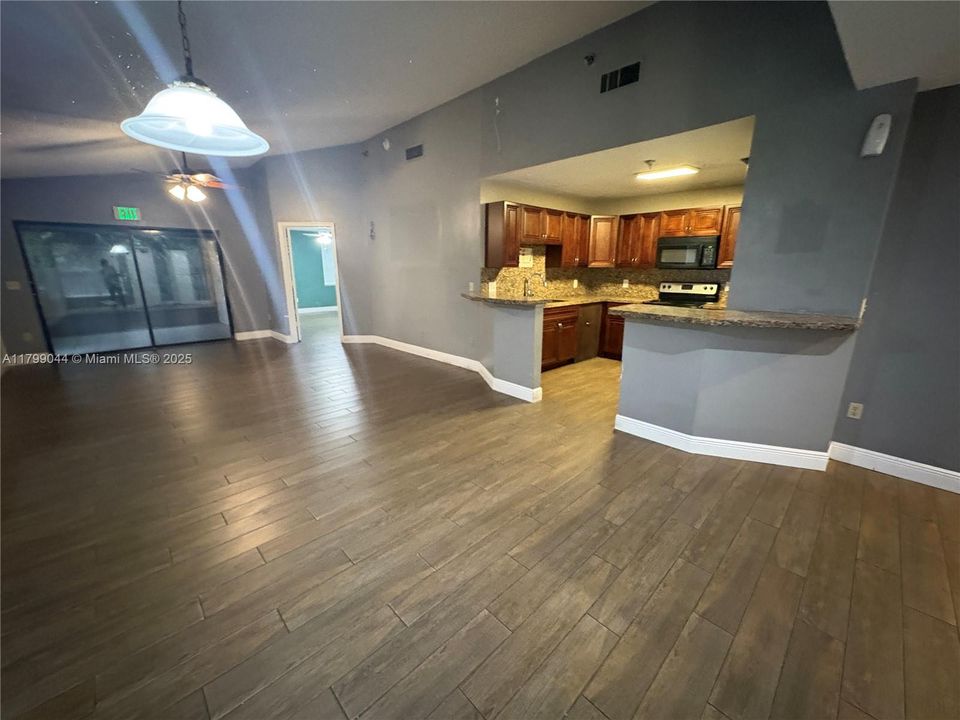 living room/ kitchen