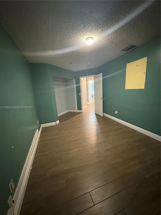 Недавно продано: $610,000 (0 спален, 0 ванн, 2502 Квадратных фут)