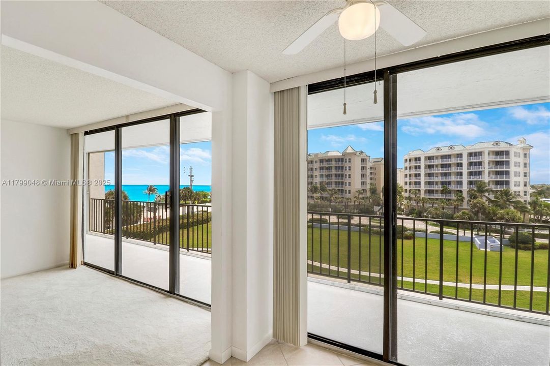 Recently Sold: $800,000 (2 beds, 2 baths, 1485 Square Feet)