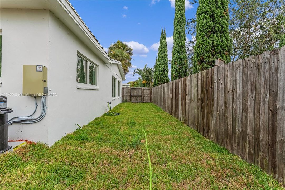 Недавно арендовано: $3,200 (3 спален, 2 ванн, 1582 Квадратных фут)