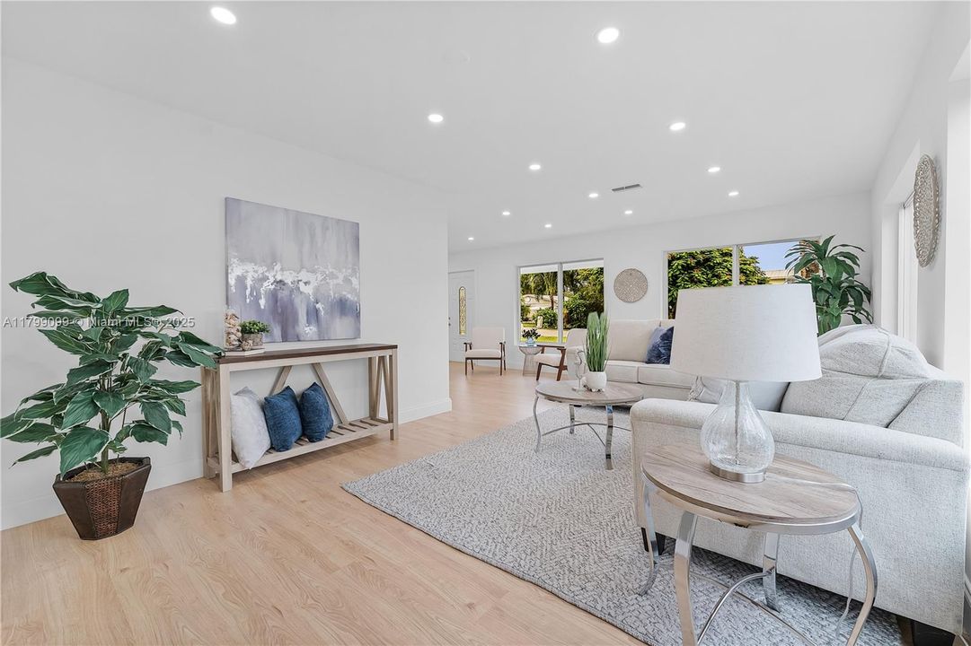 Недавно арендовано: $3,200 (3 спален, 2 ванн, 1582 Квадратных фут)