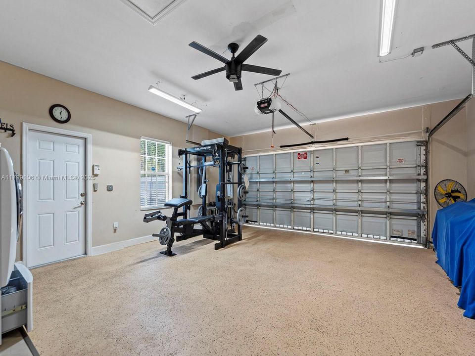 Recently Sold: $799,900 (4 beds, 3 baths, 2401 Square Feet)