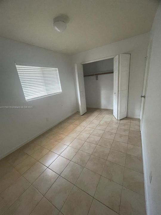 出租: $1,950 (3 贝兹, 2 浴室, 0 平方英尺)