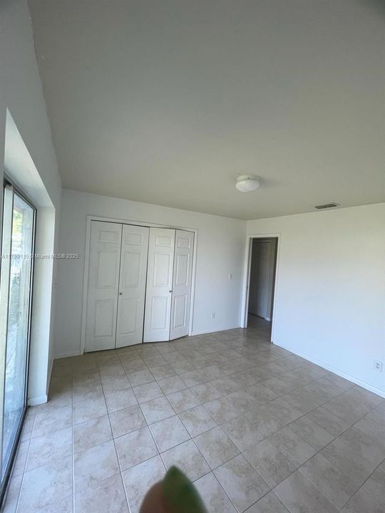 出租: $1,950 (3 贝兹, 2 浴室, 0 平方英尺)