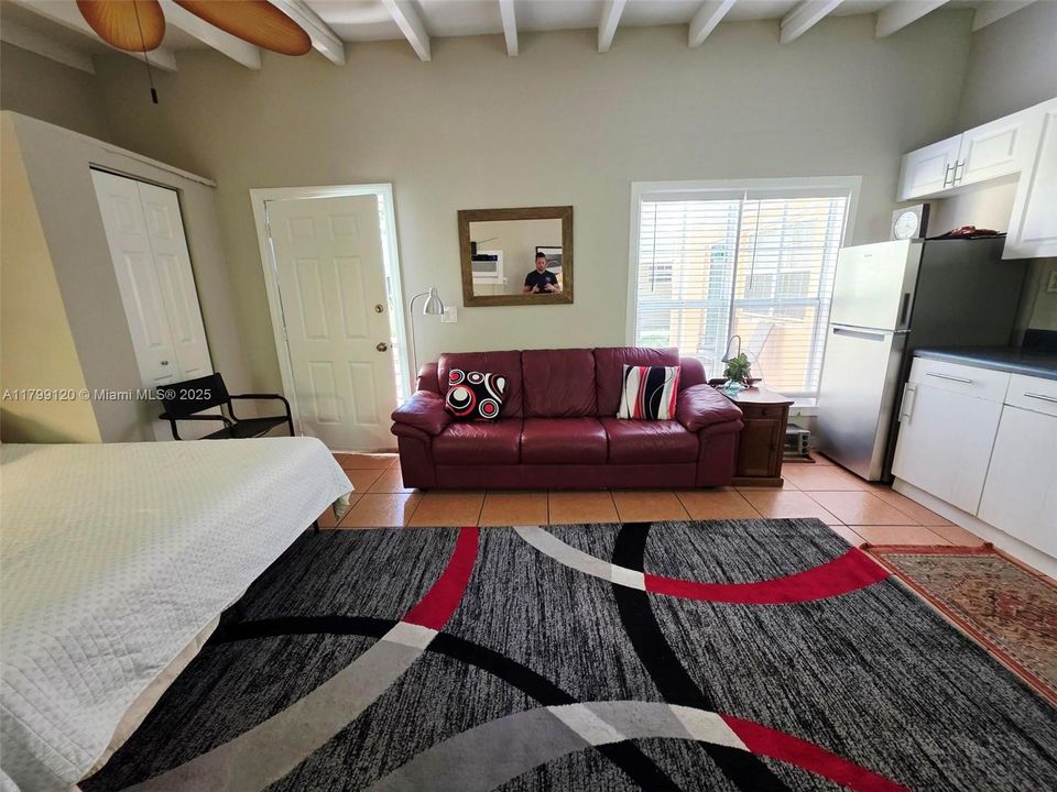 For Sale: $184,900 (0 beds, 1 baths, 400 Square Feet)