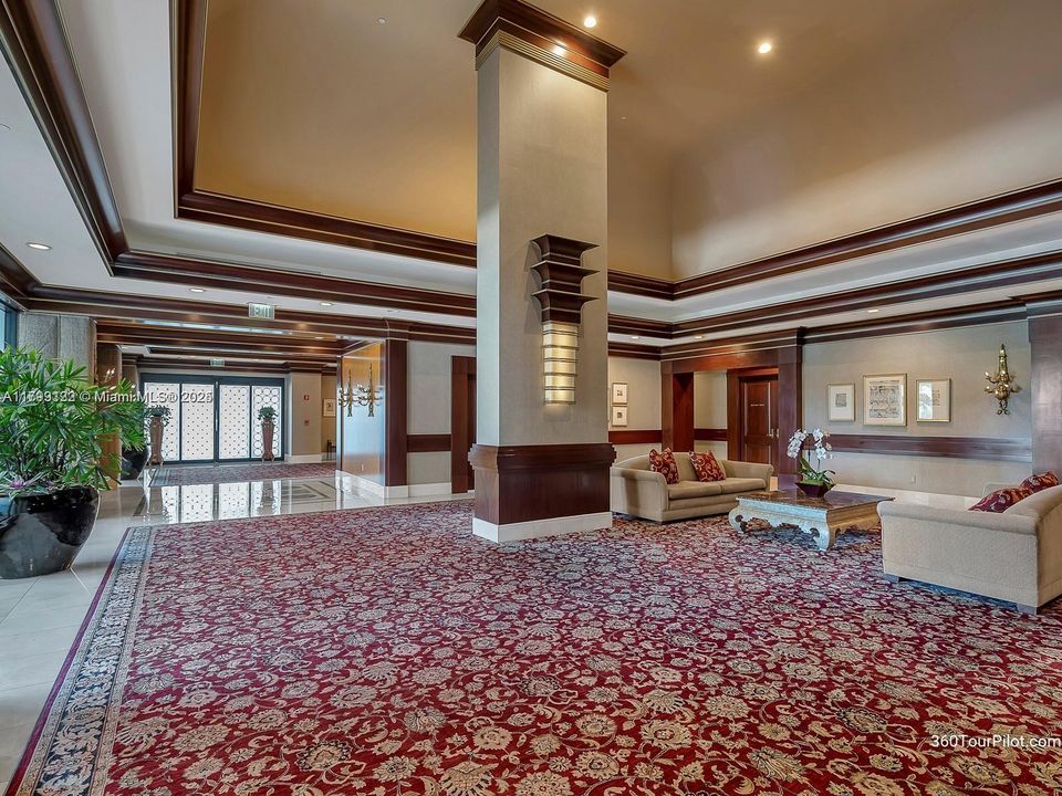 Recently Sold: $3,900,000 (3 beds, 4 baths, 3110 Square Feet)