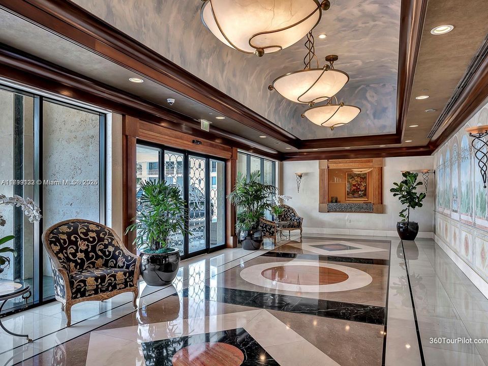 Recently Sold: $3,900,000 (3 beds, 4 baths, 3110 Square Feet)