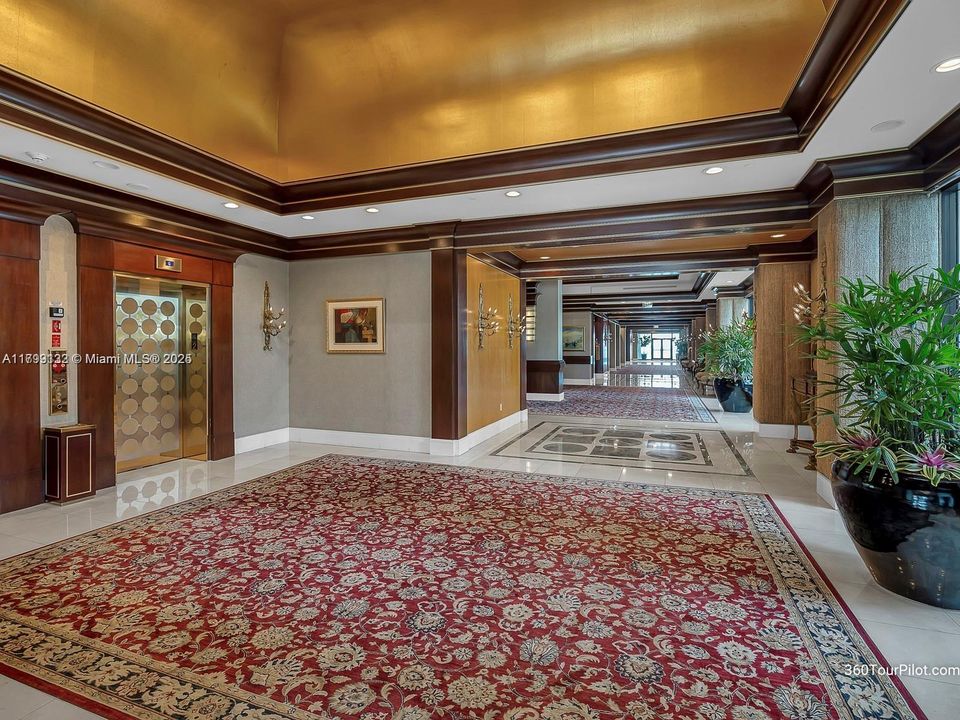 Recently Sold: $3,900,000 (3 beds, 4 baths, 3110 Square Feet)