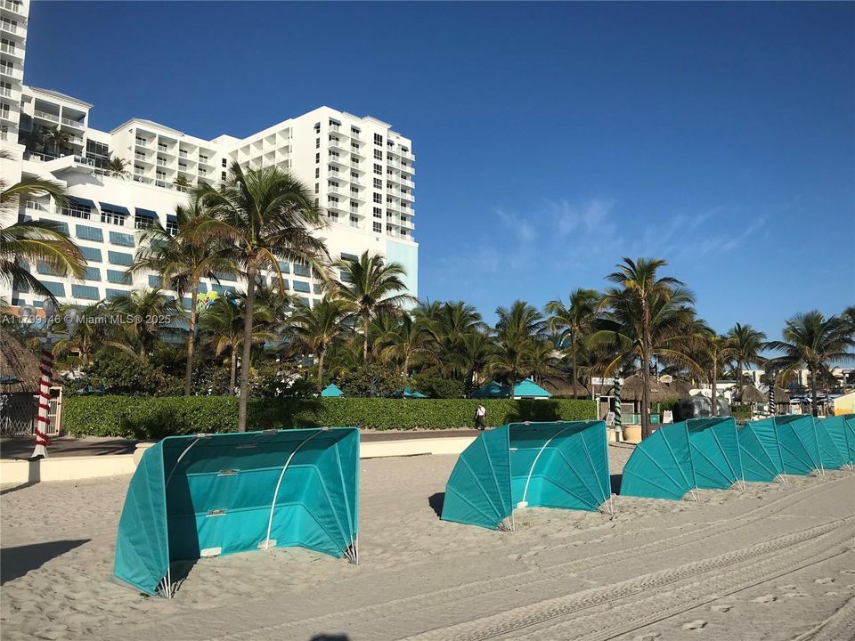 Beach in front of Margaritaville