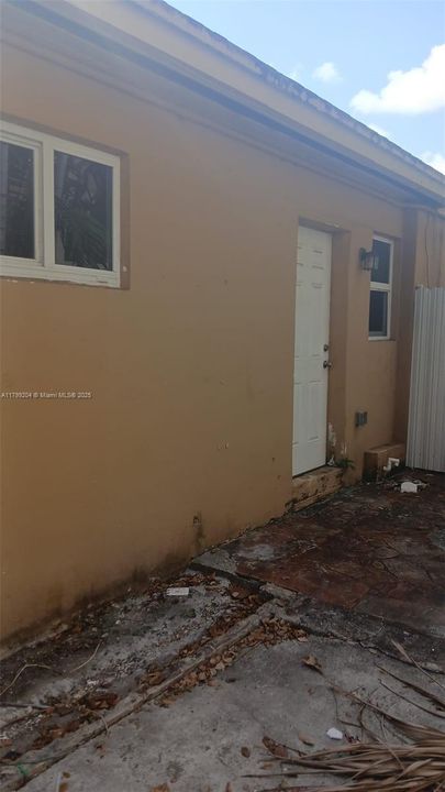 Recently Sold: $690,000 (0 beds, 0 baths, 2054 Square Feet)