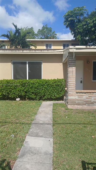 Recently Sold: $690,000 (0 beds, 0 baths, 2054 Square Feet)