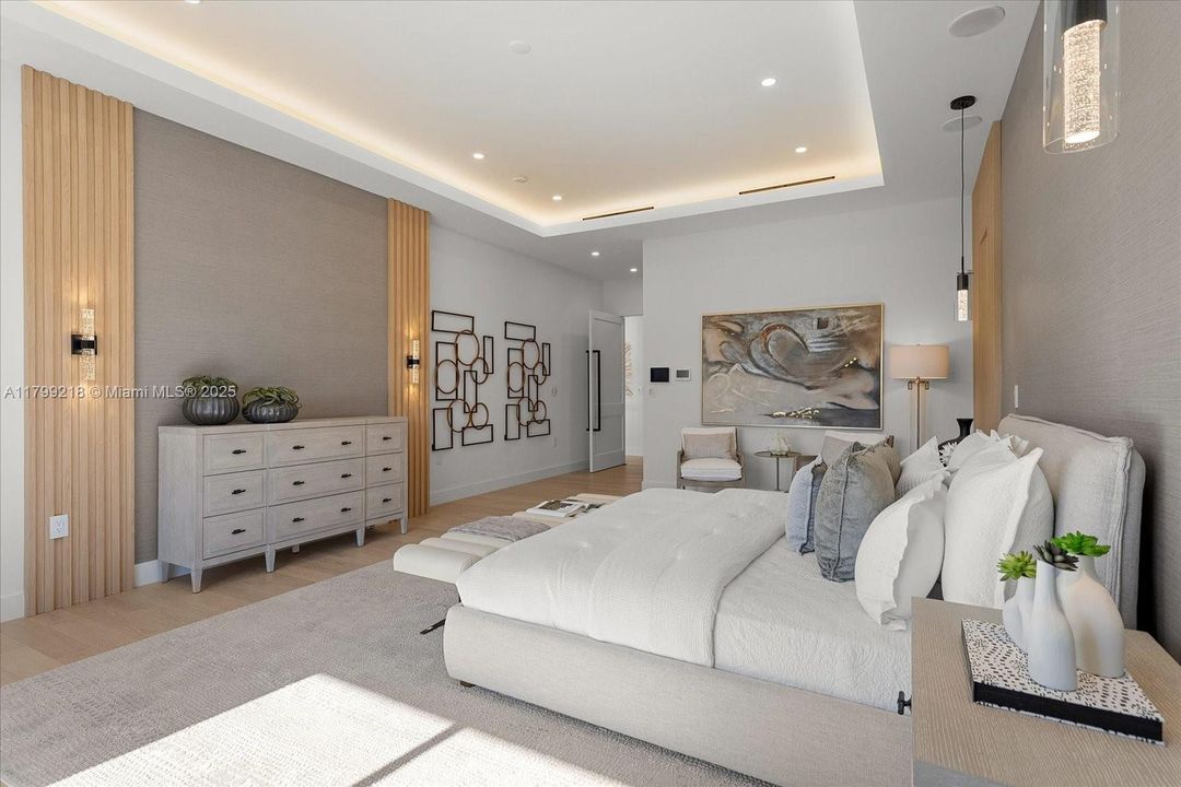 Recently Sold: $5,095,000 (6 beds, 6 baths, 5500 Square Feet)