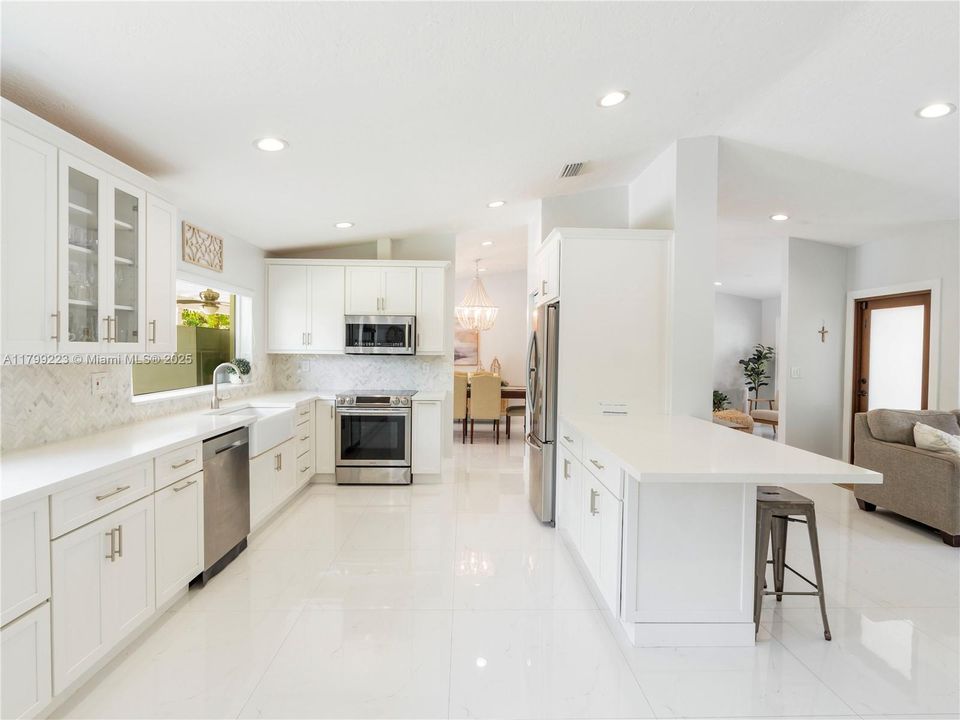 Recently Sold: $999,900 (3 beds, 2 baths, 0 Square Feet)