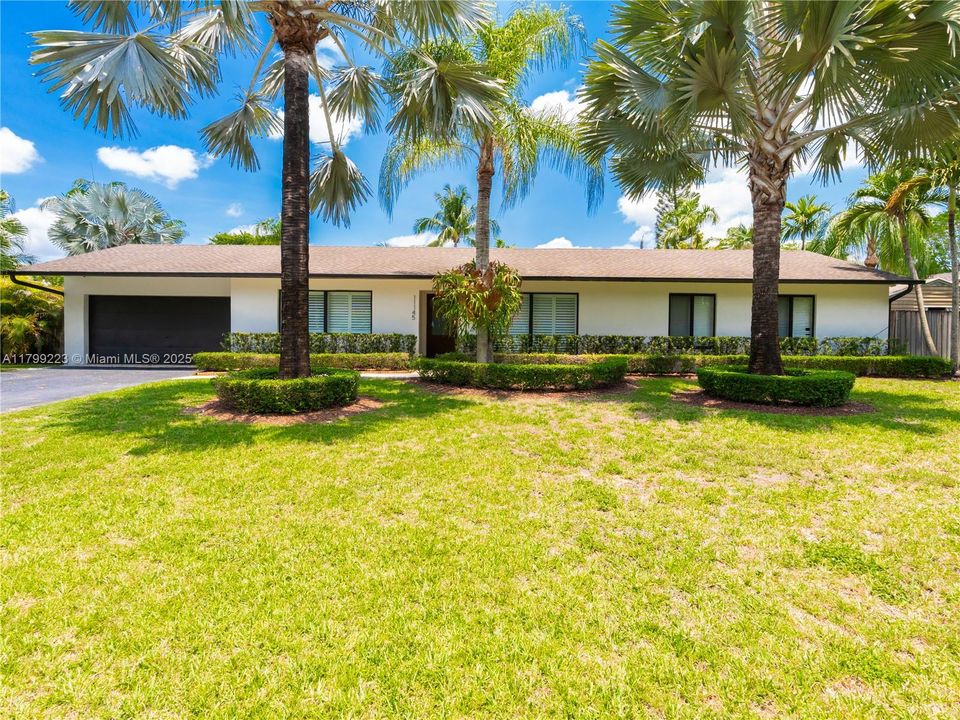 Recently Sold: $999,900 (3 beds, 2 baths, 0 Square Feet)