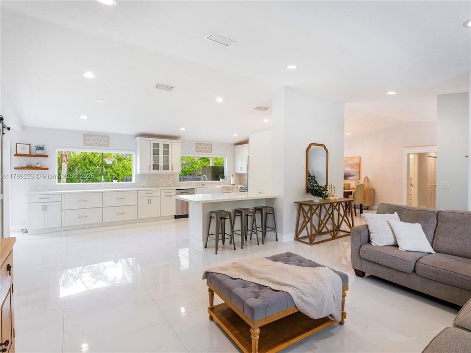 Recently Sold: $999,900 (3 beds, 2 baths, 0 Square Feet)