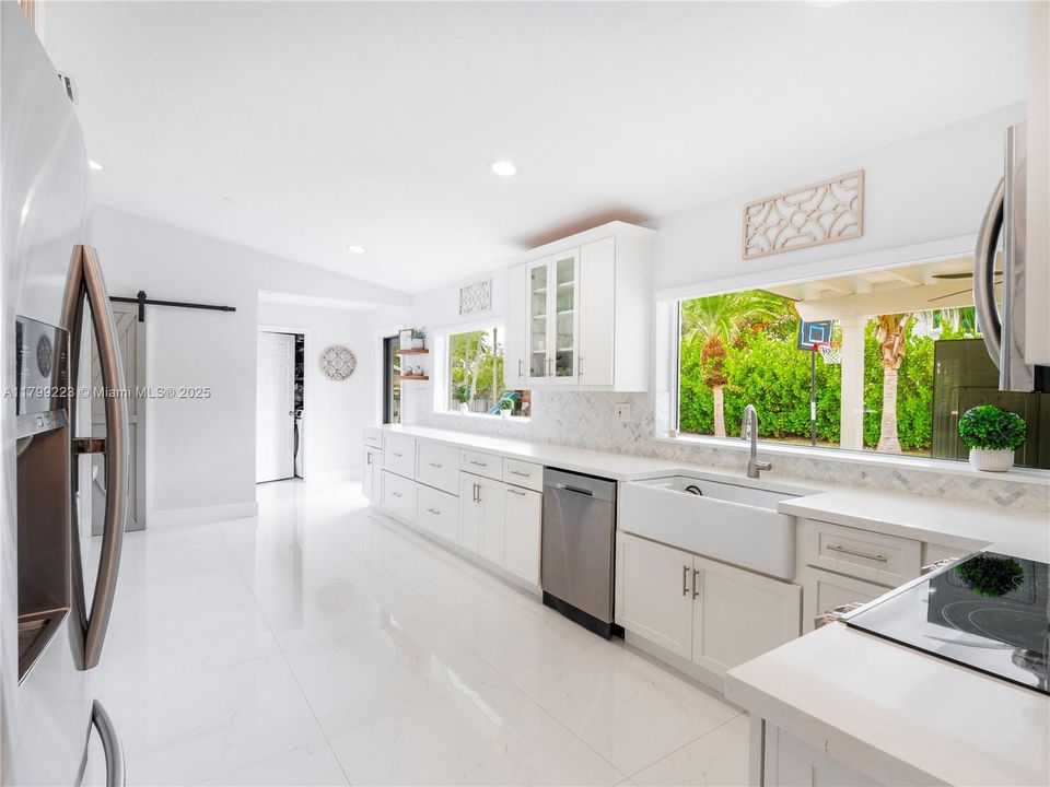 Recently Sold: $999,900 (3 beds, 2 baths, 0 Square Feet)