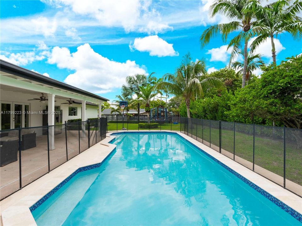 Recently Sold: $999,900 (3 beds, 2 baths, 0 Square Feet)