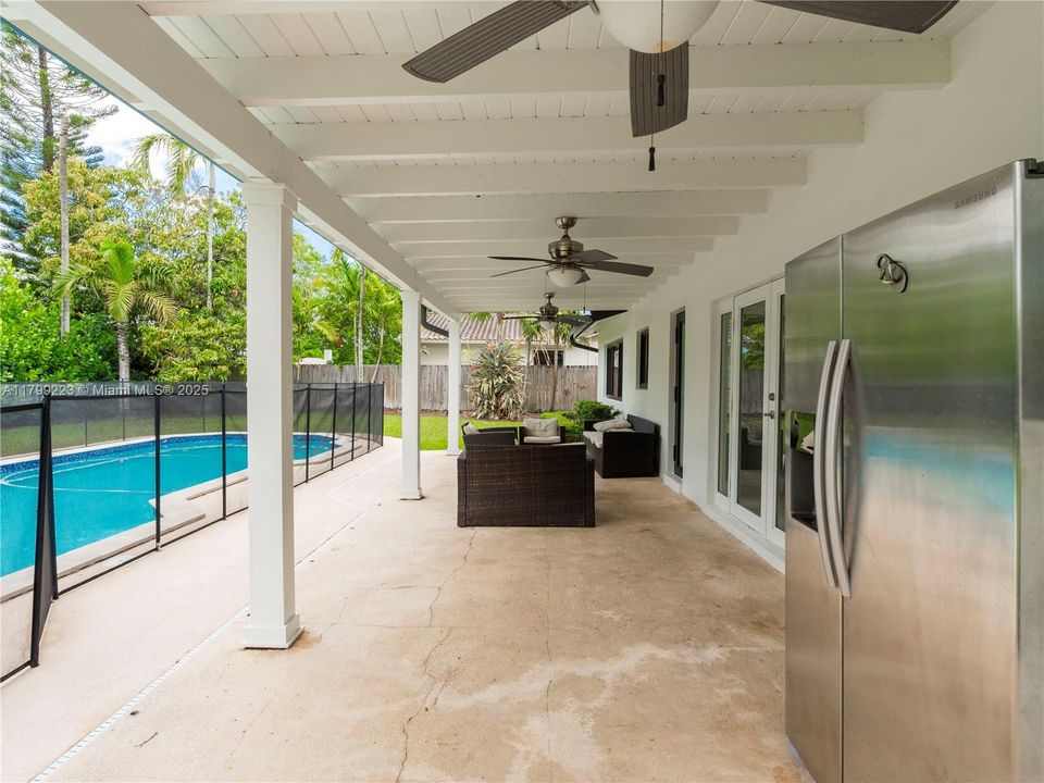 Recently Sold: $999,900 (3 beds, 2 baths, 0 Square Feet)