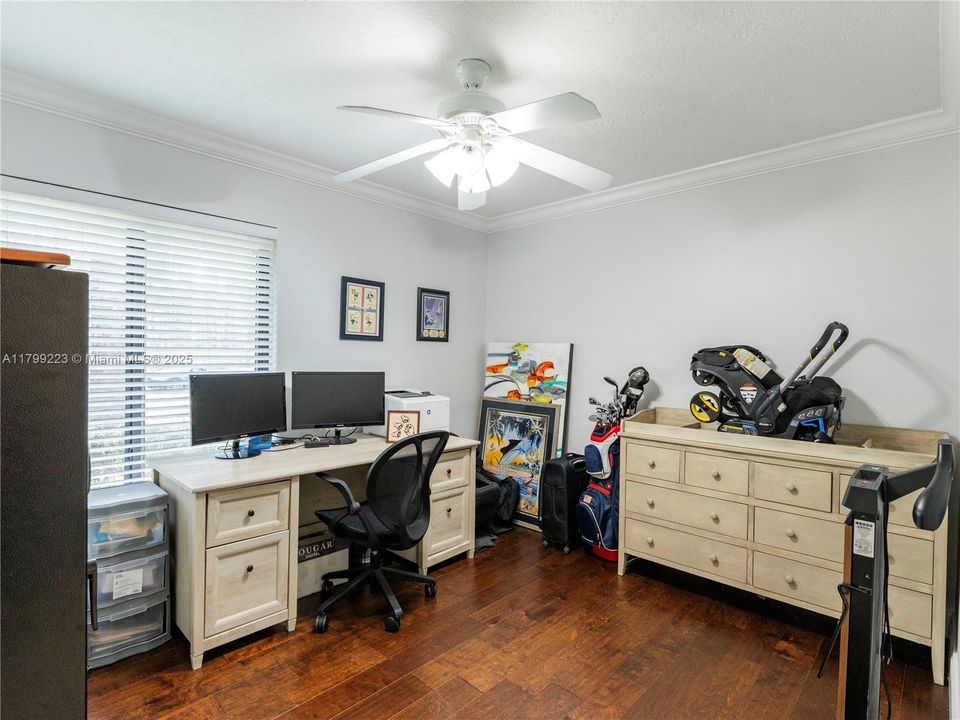 Recently Sold: $999,900 (3 beds, 2 baths, 0 Square Feet)